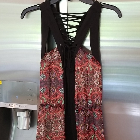 💕ADELYN RAE💕 Sleeveless Pattern Maxi Dress - Picture 3 of 11